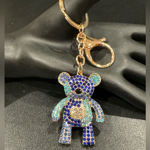 BAG CHARM  Gold Tone Clear Heart Blue Crystal Bear Bag Charm Keychain Mint - Picture 2 of 7